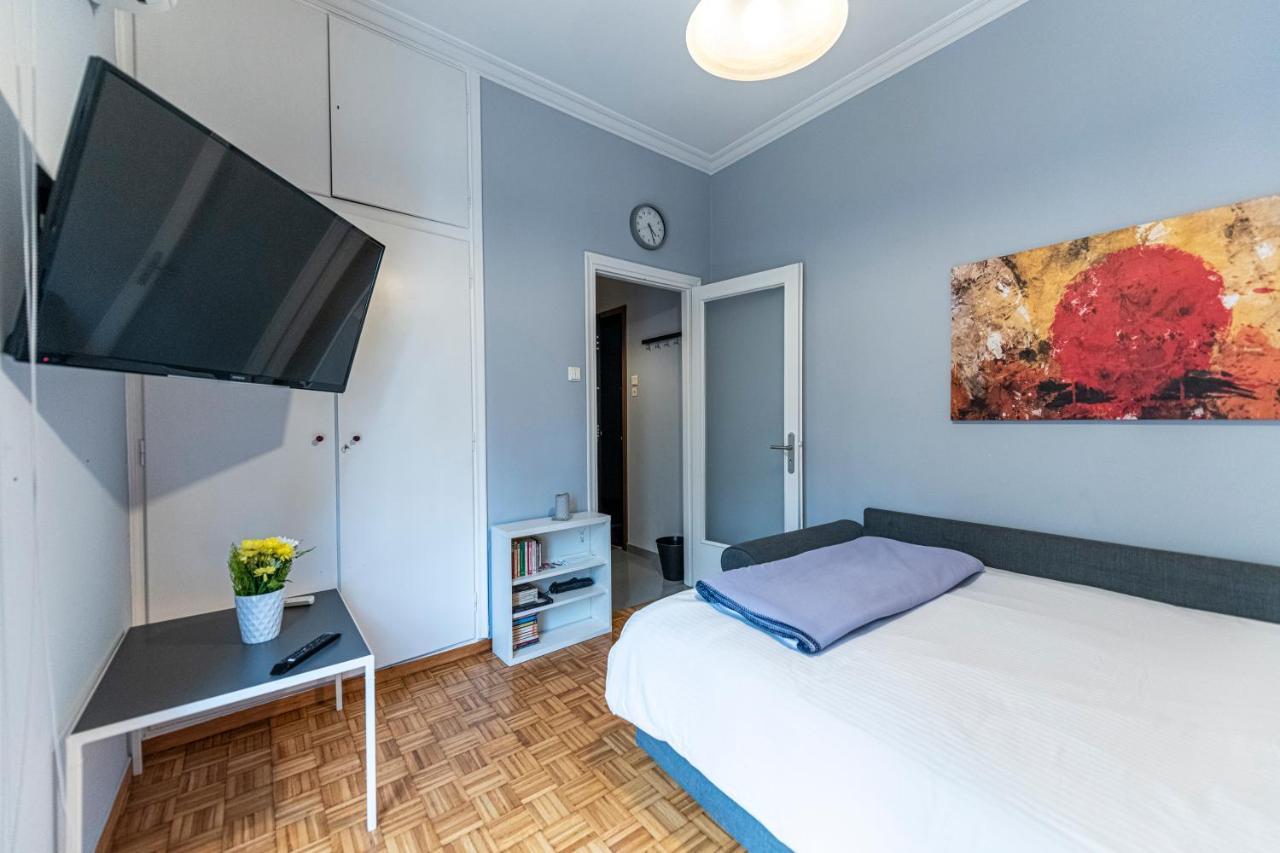 Livanos Charming Steps From Metro Athen